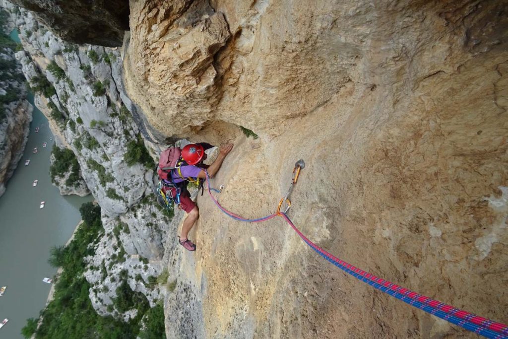 UIAA Co-author Guide to Installing and Replacing Bolts on Climbing Routes